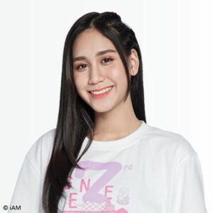 DEBUT-EVE