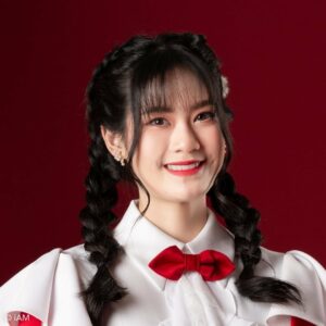 https://www.instagram.com/kaofrang.bnk48official https://www.instagram.com/kaofrang.bnk48official