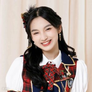 https://www.instagram.com/janry.bnk48official