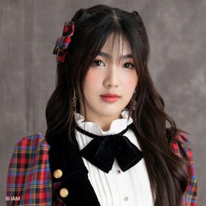 https://www.instagram.com/marine.bnk48official https://www.instagram.com/marine.bnk48official